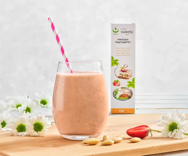 Strawberry smoothie with Sweetly Stevia liquid sweetener (Bulgarian label)